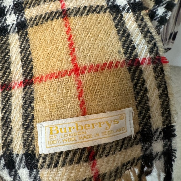 Authentic Burberry wool scarf - Picture 3 of 5